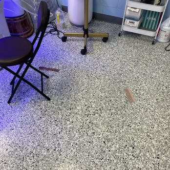 Zen Massage Therapy - Combs and tools on the floor - Massage Near Me - Bend, Oregon Zen Massage Therapy - Combs and tools on the floor - Massage Near Me - Bend, Oregon