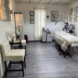 Skinsational Beauty Boutique