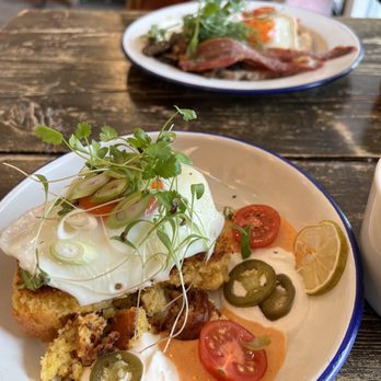 Brompton Food Market - Jalapeño cornbread - Grocery Near Me - London, XGL Brompton Food Market - Jalapeño cornbread - Grocery Near Me - London, XGL
