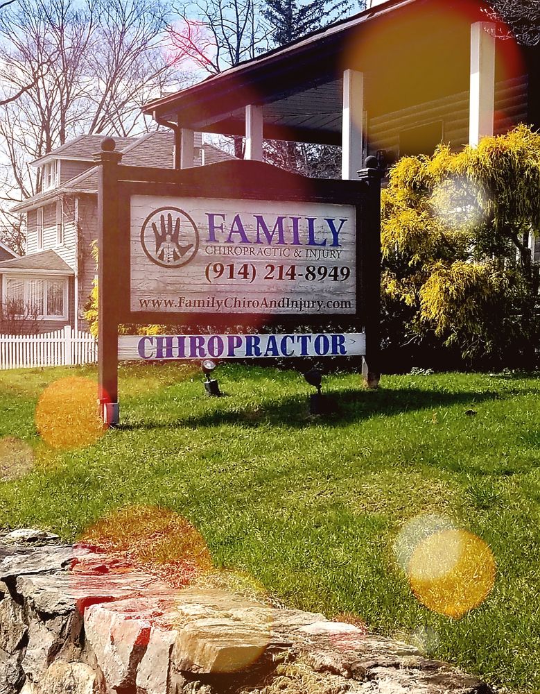 FAMILY CHIROPRACTIC & INJURY Updated October 2024 1010 E Main St