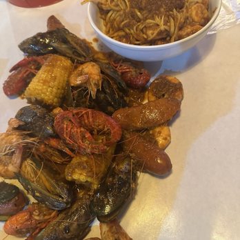 Cajun Claws Seafood Boil House - Cajun/Creole Near Me - Oakland, California Cajun Claws Seafood Boil House - Cajun/Creole Near Me - Oakland, California