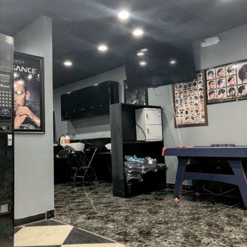 Golden Finger Barber Shop - There's a vending machine in this area - Barbers Near Me - Phoenix, Arizona