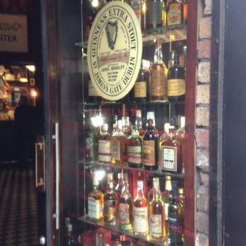 Harp Bar - Bars Near Me - Belfast, BFS