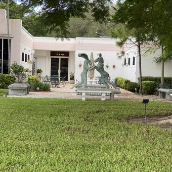 Boca Raton Museum Art School - Benches added - but they are on Palmetto Park Road   Side, which is very noisy. Will anyone sit there? - Art Schools Near Me - Boca Raton, Florida