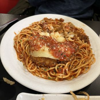 Basil's Italian - Chicken Parmigiana - Italian Near Me - Gretna, Nebraska