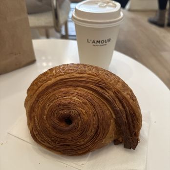 L'amour Cafe & Pastry - Pain au chocolate - Cafes Near Me - Toronto, Ontario