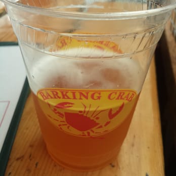 Barking Crab - Sam Adams Summer Ale - Seafood Near Me - Boston, Massachusetts