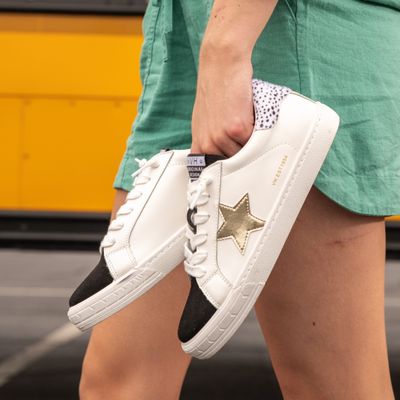 Shoe Station by null