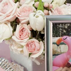 Last Minute Florists - Small arrangement.