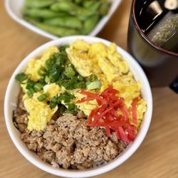 Soboro rice bowl