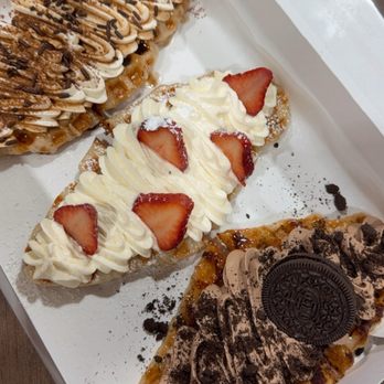 Maison De Croissant - Bakeries Near Me - Irvine, California