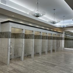 Redmon's Travel Center - Men's room urinals