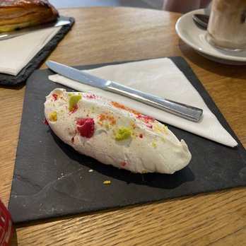 La Barantine - Merengue - Coffee & Tea Near Me - Edinburgh, EDH
