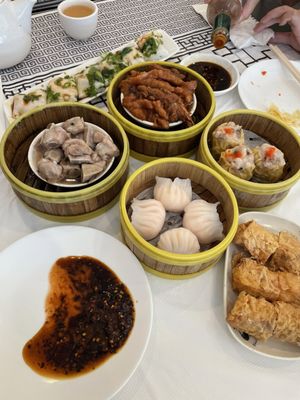 Winsor Dim Sum Cafe & Bar by null