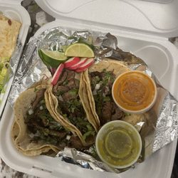 Tacos Placeros El Gallardo - Birria tacos