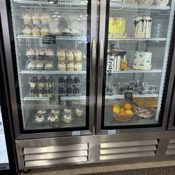 May’s Bakery & Country Store - Cupcakes to go! They come in just two, single ones, half a dozen, full dozen even! Their cakes are there too! - Gift Shops Near Me - Taylor, Michigan May’s Bakery & Country Store - Cupcakes to go! They come in just two, single ones, half a dozen, full dozen even! Their cakes are there too! - Gift Shops Near Me - Taylor, Michigan
