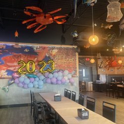 Red Claw Juicy Seafood & Bar