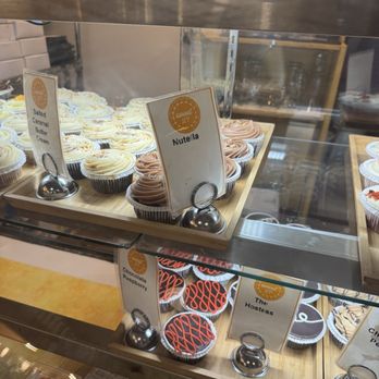 Sweet 27 Cafe and Bakery - Cupcakes - Bakeries Near Me - Baltimore, Maryland Sweet 27 Cafe and Bakery - Cupcakes - Bakeries Near Me - Baltimore, Maryland
