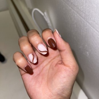 Colome Nails - Nail Salons Near Me - New York, New York