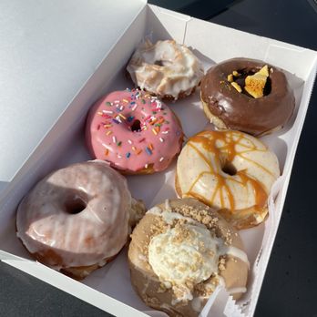 Beyond Amazing Donuts - 6 donuts - Donuts Near Me - Charlotte, North Carolina Beyond Amazing Donuts - 6 donuts - Donuts Near Me - Charlotte, North Carolina