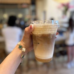 The Nitro Bar - Iced Caramelized Banana Latte (~$7) + Vanilla Bean Float (+$1)