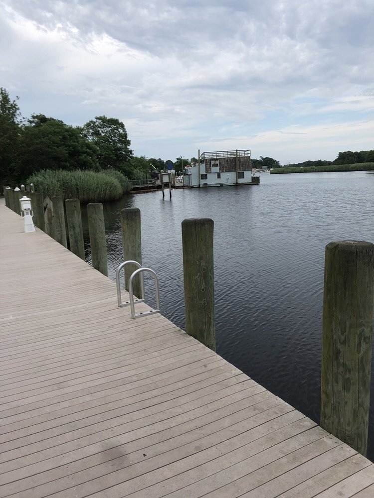 PECONIC RIVER Updated September 2024 89 Peconic Ave, Riverhead, New