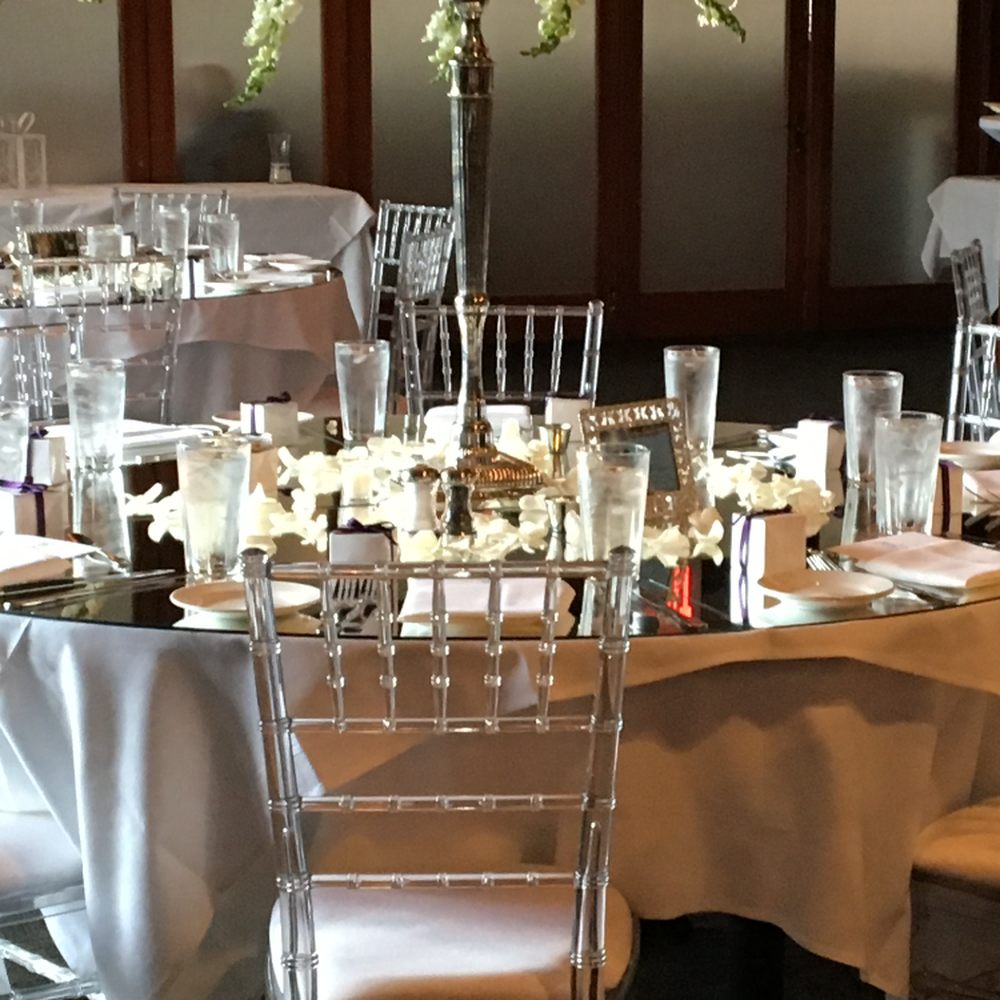Mirrored table tops & chairs by EP! Mirrored table tops & chairs by EP!