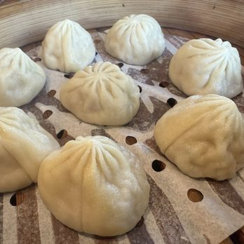 Dough Zone Dumpling House - San Jose - Pork Xiao Long Bao (8) 鲜肉小笼包 - Noodles Near Me - San Jose, California Dough Zone Dumpling House - San Jose - Pork Xiao Long Bao (8) 鲜肉小笼包 - Noodles Near Me - San Jose, California