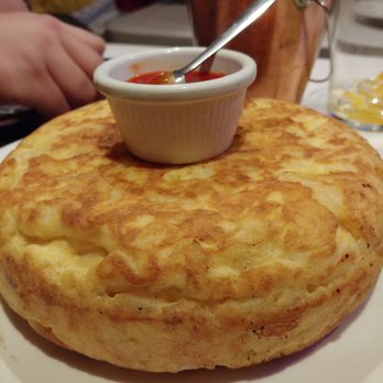 Taberna la Buha la Latina - Tortilla rellena - Tapas Bars Near Me - Madrid, M Taberna la Buha la Latina - Tortilla rellena - Tapas Bars Near Me - Madrid, M