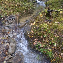 Upper Dewey Lake Trail to Devil's Punchbowl