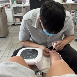 Pretty Nails - They guy who did my nails
