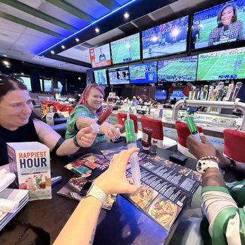 Dave & Buster's Los Angeles - Westchester - Sports Bars Near Me - Los Angeles, California