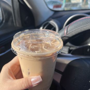 Moss Cafe - Iced pumpkin spice latte - Cafes Near Me - Bronx, New York