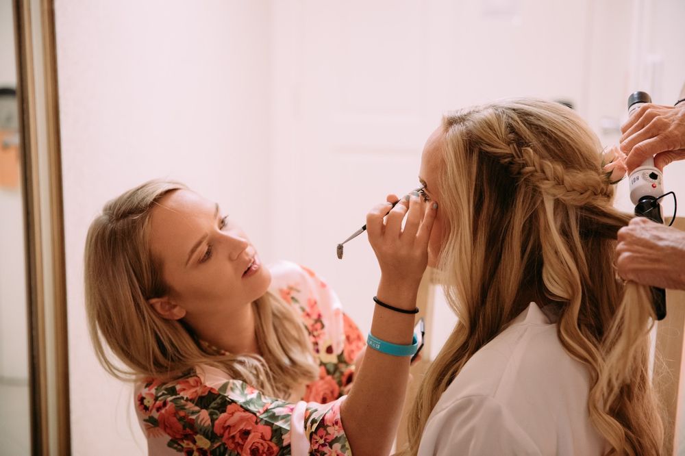 MODEL CITIZEN SALON 31 Photos & 42 Reviews 497 Prince Ave, Athens