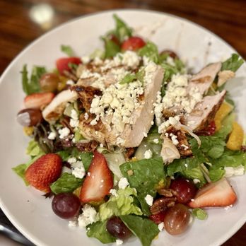 LongHorn Steakhouse - Strawberry & Pecan Salad - Steakhouses Near Me - Delray Beach, Florida