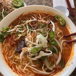03. Bun Rieu