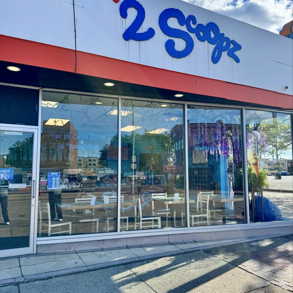 2 Scoopz - Ice Cream & Frozen Yogurt Near Me - Canton, Ohio 2 Scoopz - Ice Cream & Frozen Yogurt Near Me - Canton, Ohio
