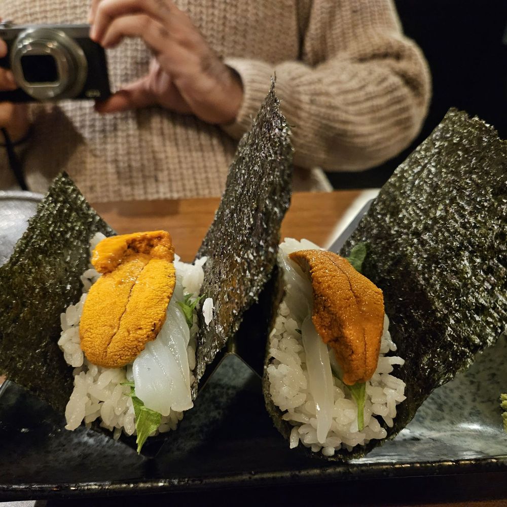 Torizen - Ika and Uni handroll - Japanese Near Me - Schaumburg, Illinois Torizen - Ika and Uni handroll - Japanese Near Me - Schaumburg, Illinois