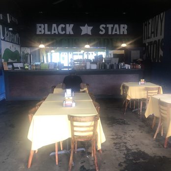 Reggae Hut - Entrance and counter you order at - Caribbean Near Me - Houston, Texas