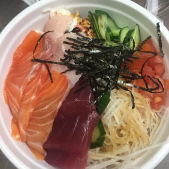 Aloha Cones - Regular chirashi bowl! - Sushi Bars Near Me - Honolulu, Hawaii