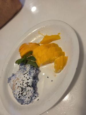 Nutcharee's Authentic Thai Food by null