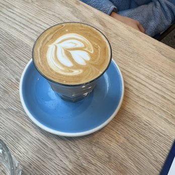 Bluestone Lane Avery Cafe - Latte - Cafes Near Me - San Francisco, California