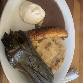 El Cuscatlan Restaurant - Papusa, tamal, beans and plantain.... Amazing flavor - Salvadoran Near Me - Hercules, California El Cuscatlan Restaurant - Papusa, tamal, beans and plantain.... Amazing flavor - Salvadoran Near Me - Hercules, California