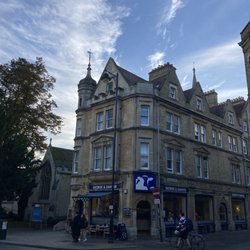 George & Danver Ice Cream Cafe