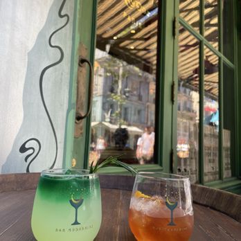 Bar Moonshine - Lobe Blaster(left)  Philosopher's Old Fashioned bourbon(right) - Wine Bars Near Me - Orlando, Florida