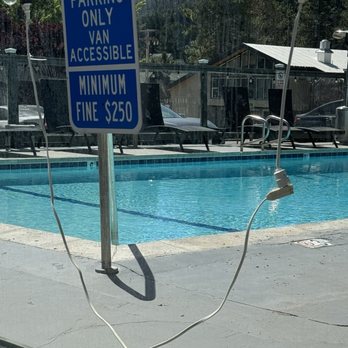 Fireside Lodge - Look how close this extension cord is to pool - Hotels Near Me - Big Bear Lake, California Fireside Lodge - Look how close this extension cord is to pool - Hotels Near Me - Big Bear Lake, California