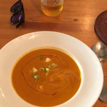Fiorito - Sopa de calabaza . butternut squash / provolone / scallions / chilli oil - Argentine Near Me - Miami, Florida Fiorito - Sopa de calabaza . butternut squash / provolone / scallions / chilli oil - Argentine Near Me - Miami, Florida