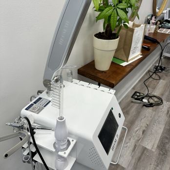 Eastern Traditional Method Health Studio - Hair Loss Centers Near Me - Mineola, New York