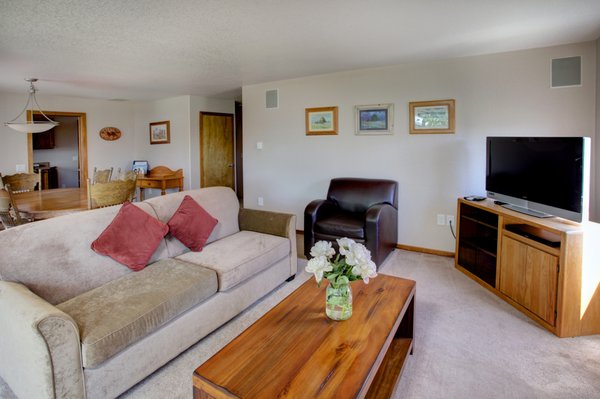 Inn at Haystack Rock by null