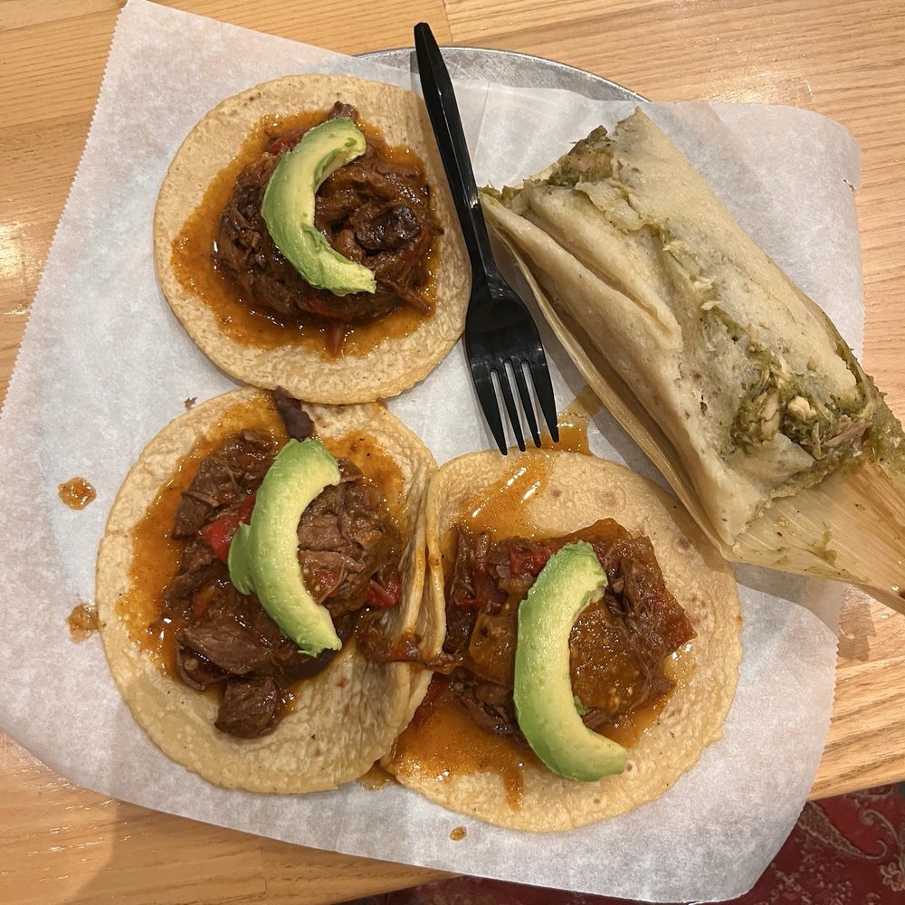 Guisados - Bistek en Salsa Roja Pollo Tamal - Mexican Near Me - Pasadena, California Guisados - Bistek en Salsa Roja Pollo Tamal - Mexican Near Me - Pasadena, California